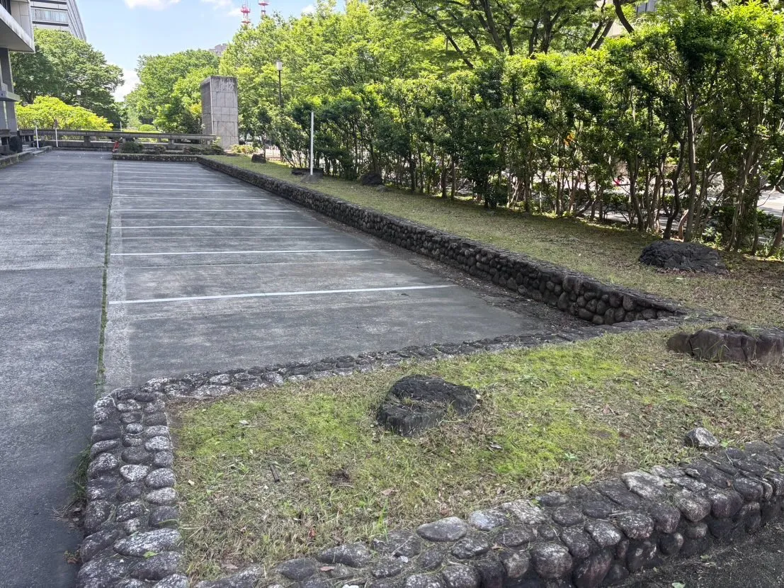本日は愛知県庁での草刈り作業を無事に完了いたしました。