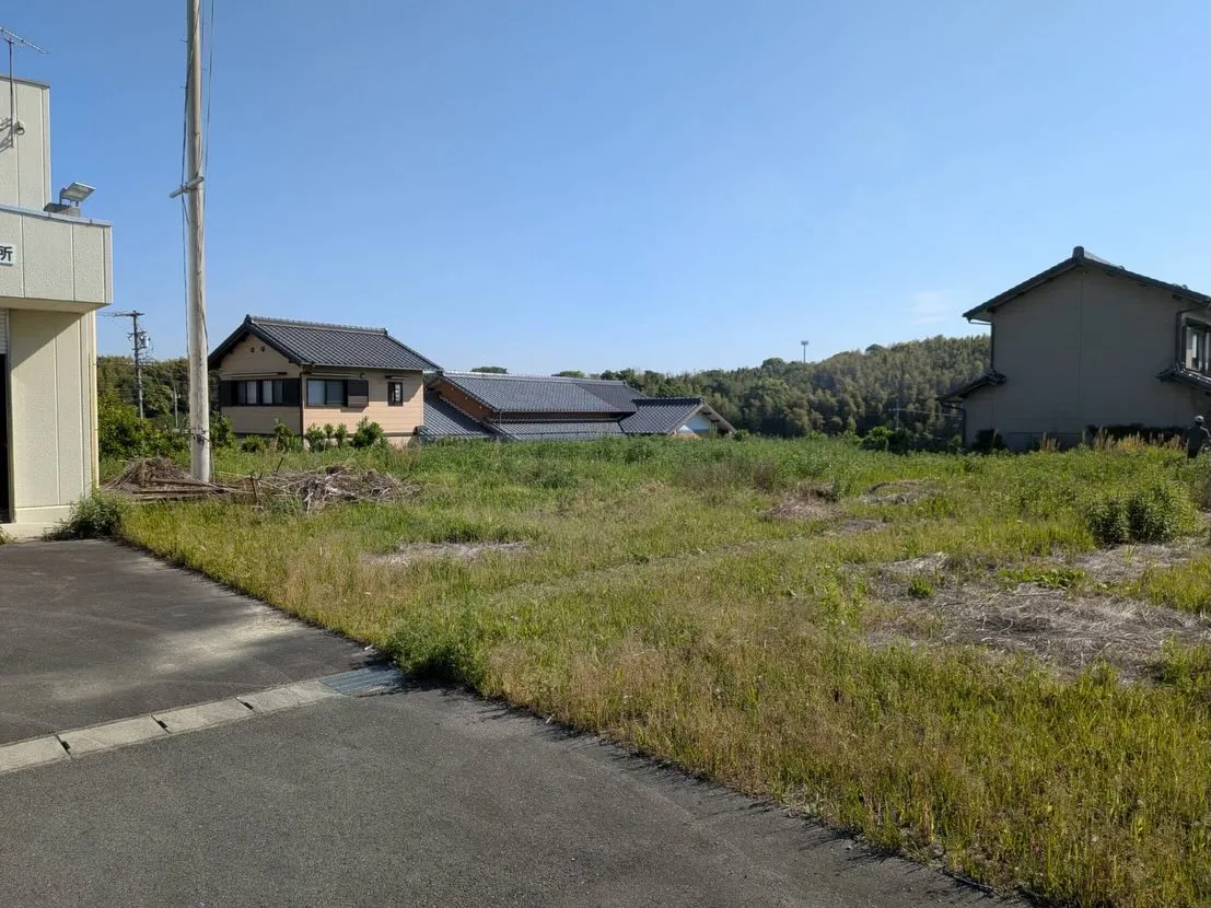 空き地の管理は大切ですね。
