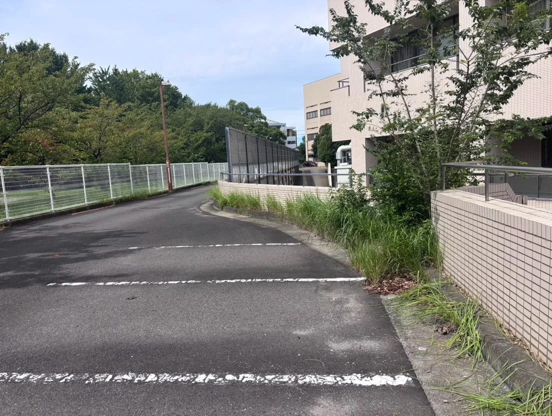本日は先週に引き続き、名古屋市千種区にあるがんセンターでの草...
